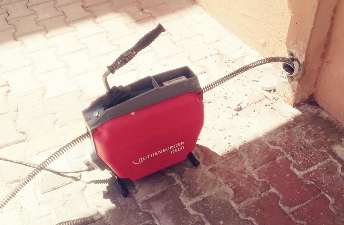 Pimaş boru takma ve gider hattı düzenleme