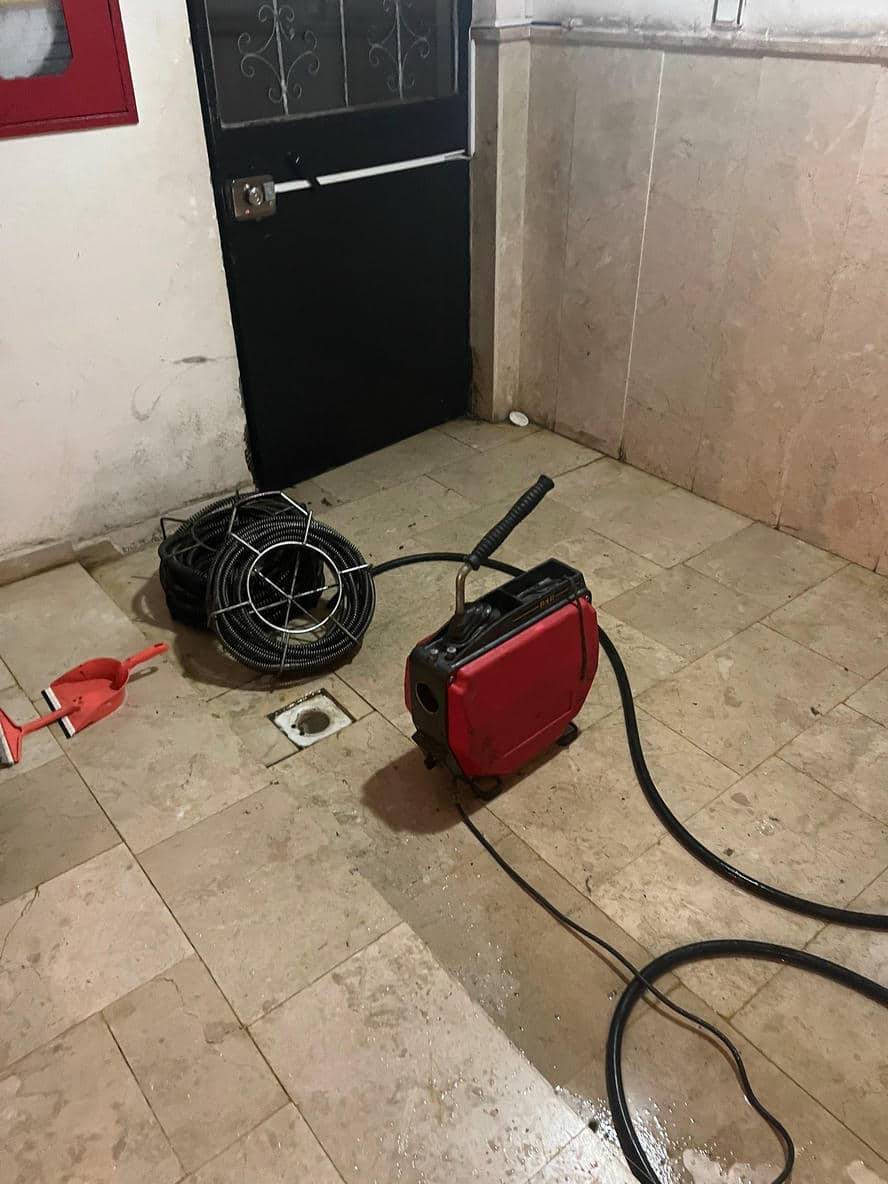 Banyo gideri ve yer süzgeci açma hizmeti